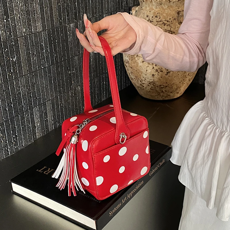 

Y2k Polka Dot Box Bag for Women 2026 Design Tassel Decor Pu Leather Square Bag New Spring Trendy Clutch Double Zipper Purse