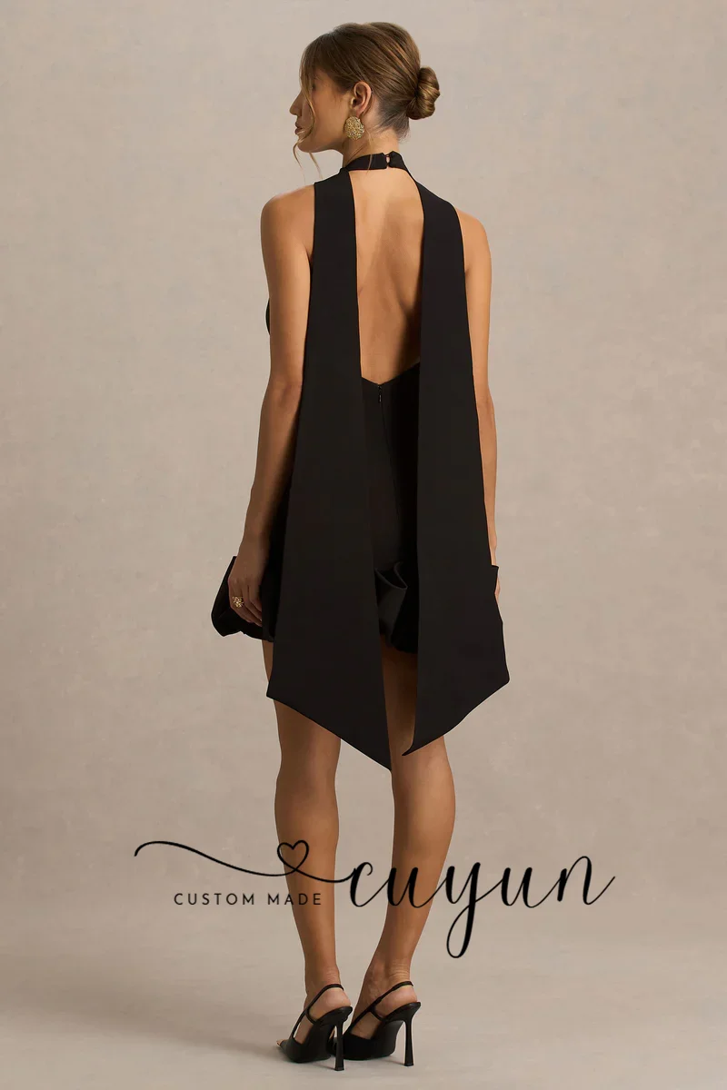 CUYUN Mini abiti da ballo neri personalizzati Halter Backless Pieghettato Night Club Abito da festa Donna Abiti per occasioni speciali Cena