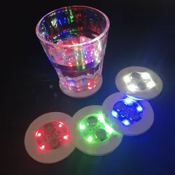 부엌 홈 바에 대 한 12pcs LED 빛나는 코스터 다채로운 장식 컵 매트