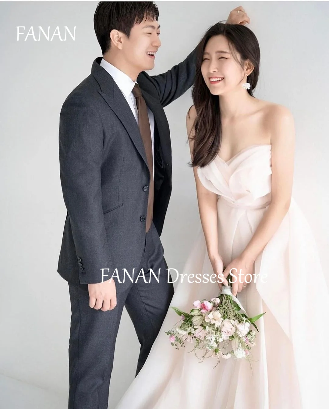 

FANAN Korea Elegant IvoryV-Neck Simple Wedding Dresses 웨딩드레스 Organza Sleeveless A-Line Custom Made Bride Gowns Plus Size