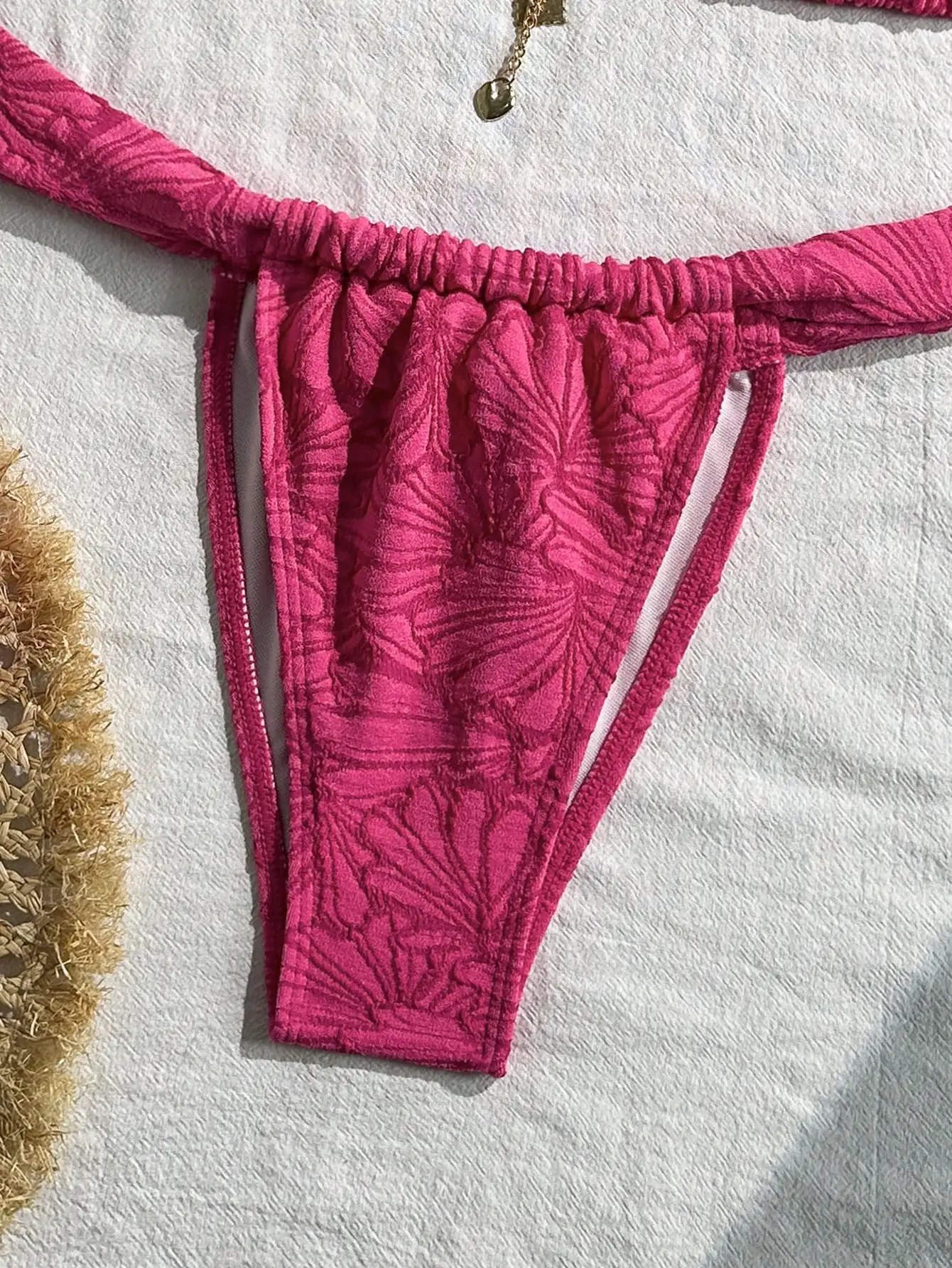 

Pink Floral Texture Triangle Bikini Set With Pendant Women Beach Swimsuit