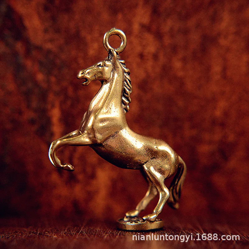 Solid Brass Money Stepping Horse Keychain Twelve Zodiac Horse Pendant Wealth Horse Ornament Pendant 10 Yuan Mode Street Stall