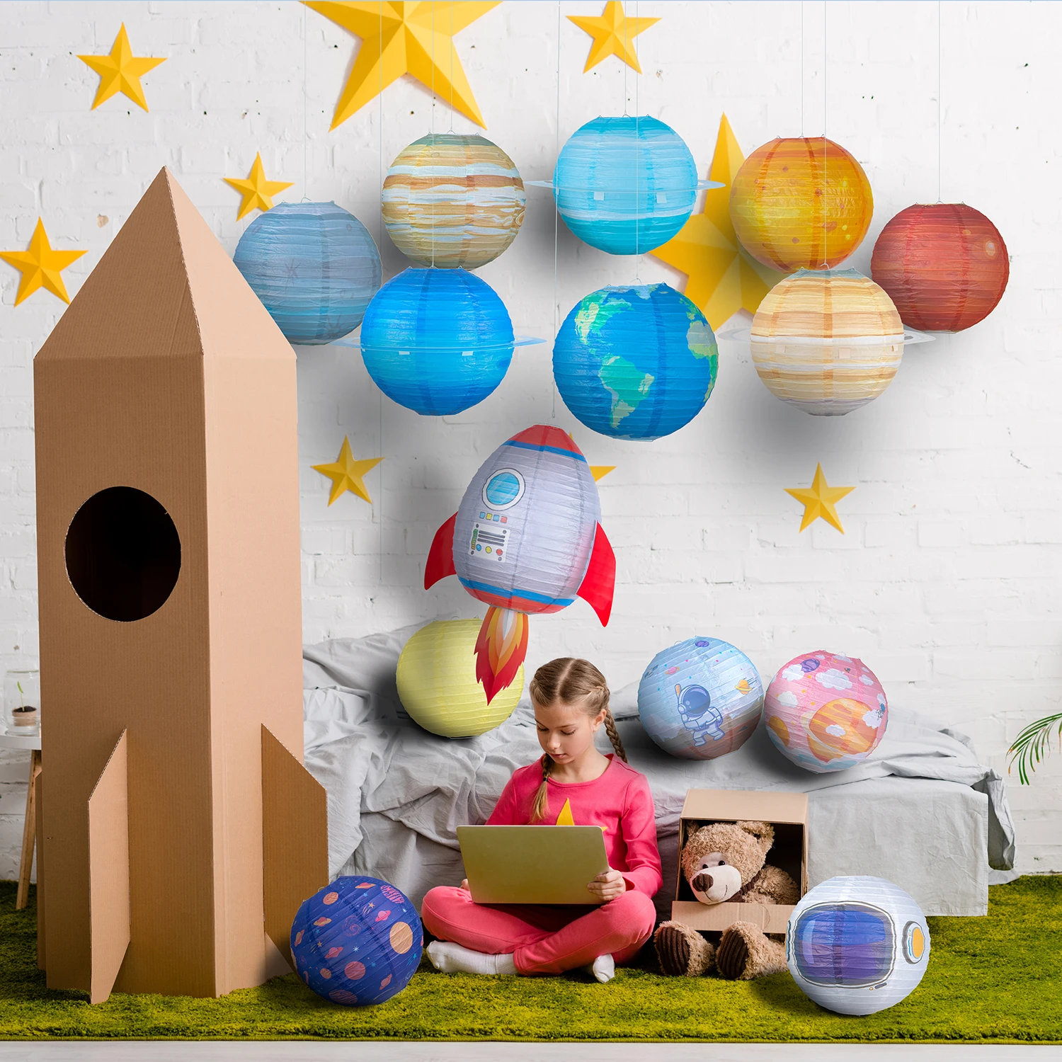 Cartoon Outer Space Party Paper Lantern Hanging Solar System Planet Lantern Galaxy Party Lampion Kids Birthday Decoration