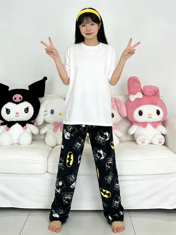 Hello Kitty flannel pajamas, black thermal loungewear, casual walking pants for couples, perfect for party outfits!