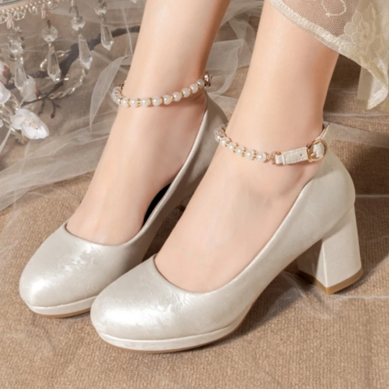 

Элегантные женские туфли-лодочки на блочном каблуке, новые туфли на низком каблуке с ремешком на щиколотке, серебристо-розовые, вечерние, свадебные, офисные туфли, женские, весна 2023 г.