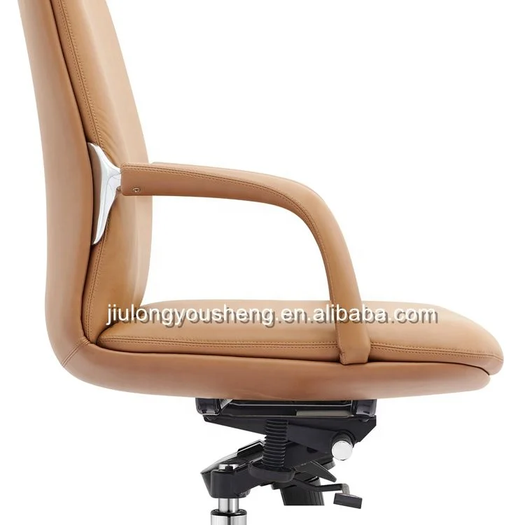 Premium Leather Executive Office Chair Height Adjustable Chromed Metal Base Luxury Office Chair Swivel Office Furniture Chair