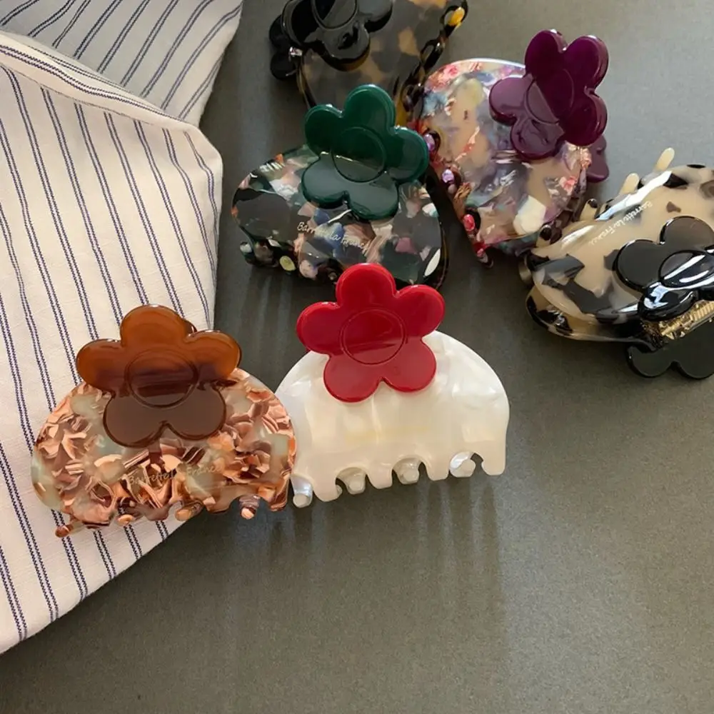 

Ins Acetate Hair Claw Clip Leopard Print Medium Hairpin Temperament Sweet Flower Grab Clip Women