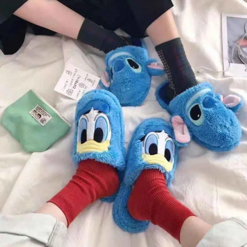 Disney Cartoon Stitch Donald Duck pantofole da casa calde pantofole da donna per interni Winnie The Pooh Kawaii pantofole antiscivolo regali