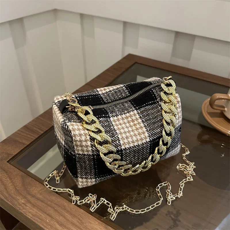 

temperament plaid bag women's premium texture chain small square bag