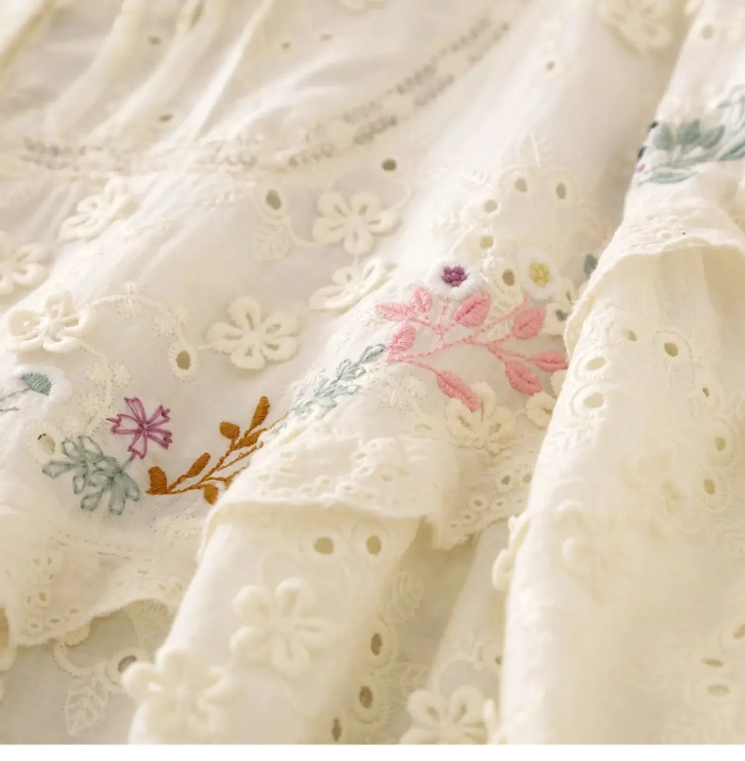 Summer Female Rococo Style Sweet Floral Embroidery Puff Sleeve Shirt Vintage Retro Cotton Ruffled Lace Cottagecore White Blouse