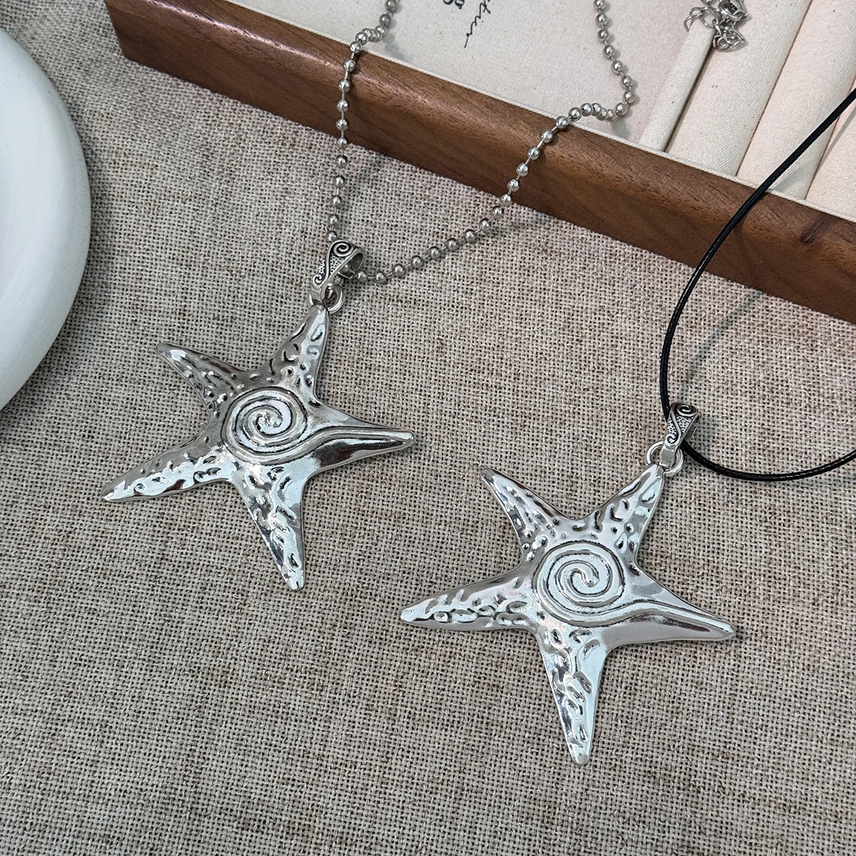 Y2k Sweet Cool Sea Star Necklace for Female Niche Retro Sweet Cool Spicy Girl Style Sea Star Collar Chain