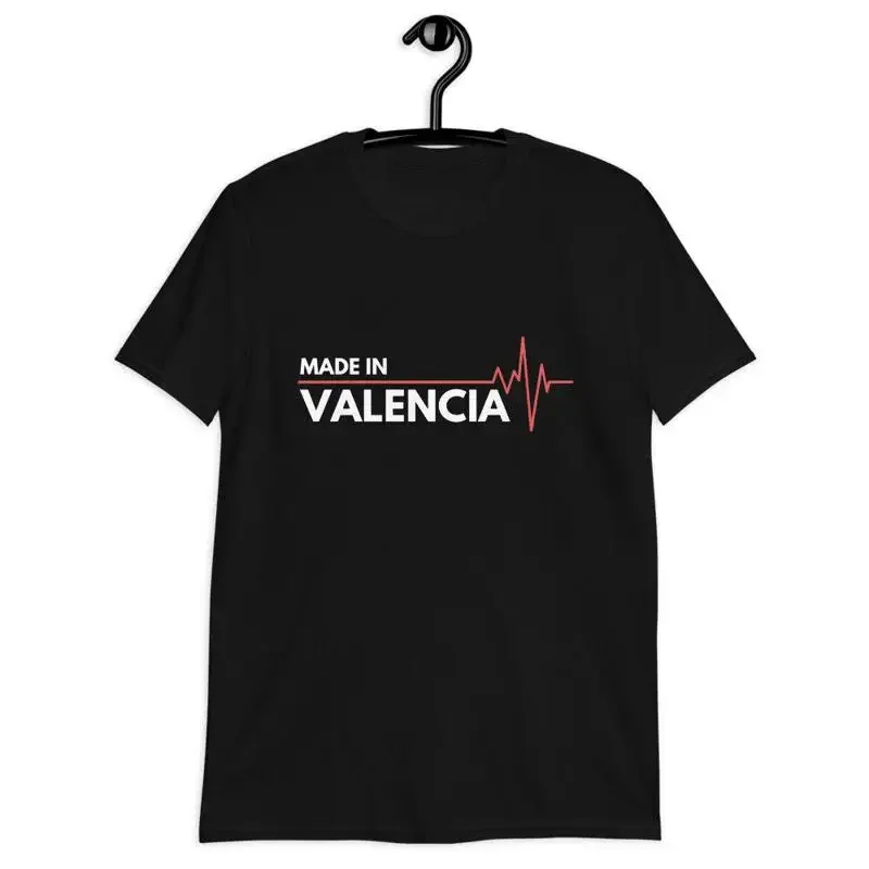 

Born In Valencia Spain Espana Birth Place Classic Fit T-Shirt