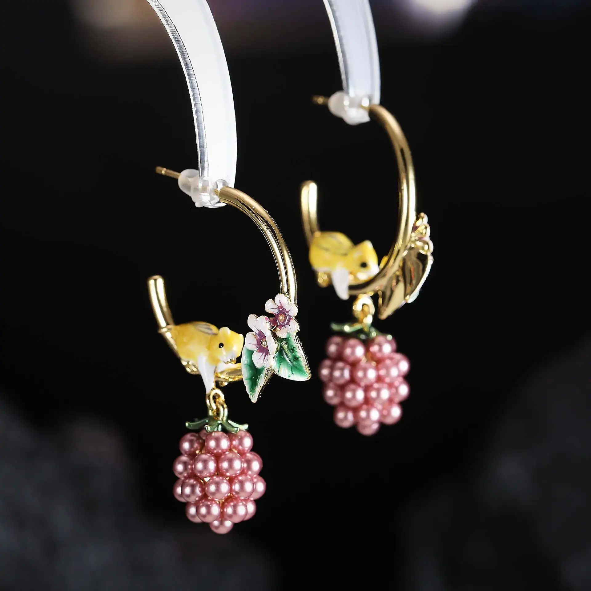 Hand Drawn Enamel Glazed Pearls Blackberries Flower Animal Earrings Retro Light Luxury High-end Earrings for Women