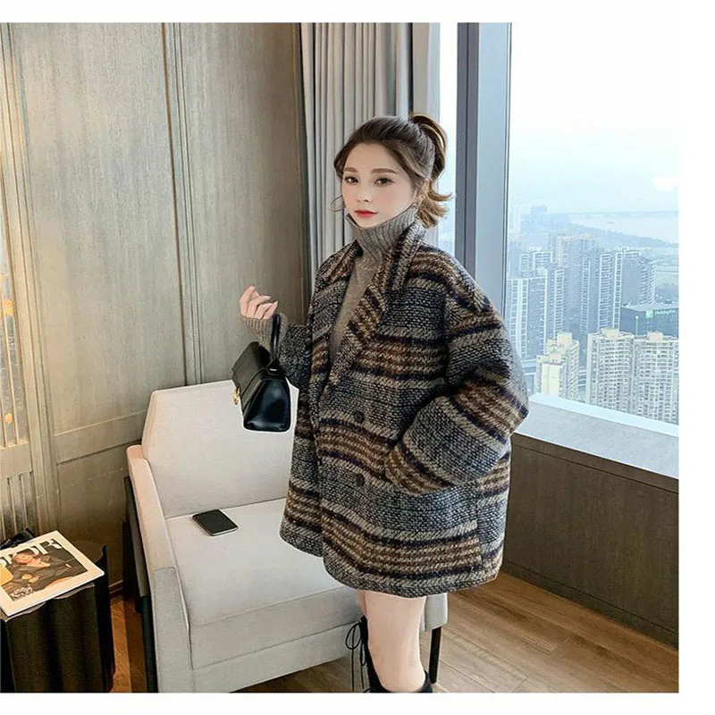 

Women's Plaid Spring Coat 2026 New Korean Loose V-neck Female Retro Age-reducing Jacket Medium To Long Ladies Woolen Overwear