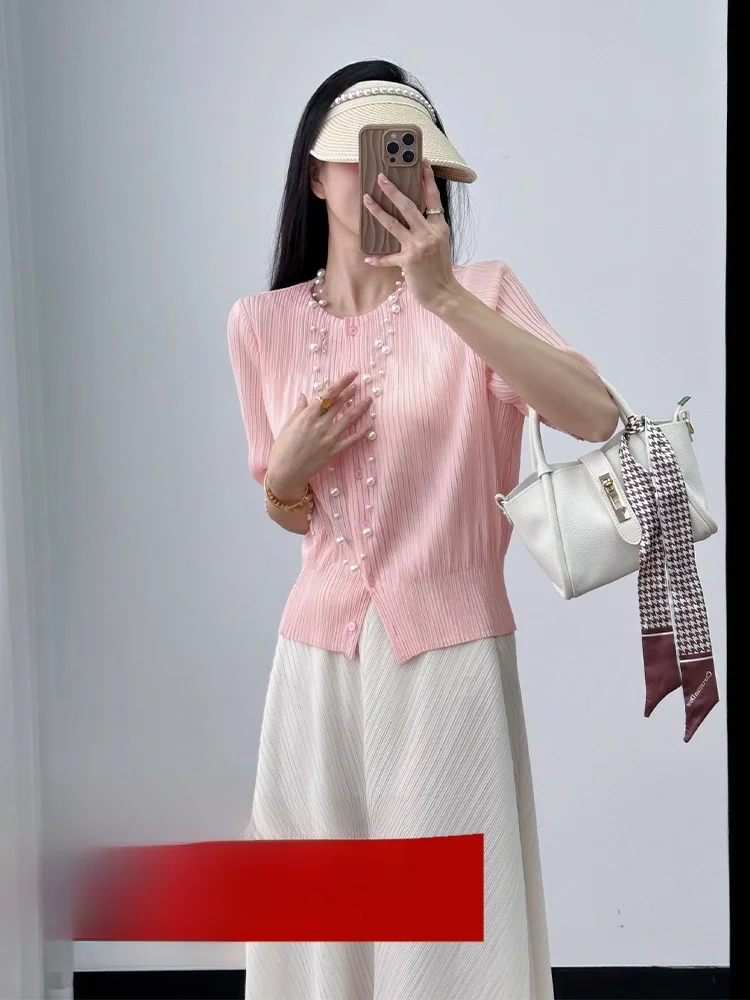 

Pure Color round Neck Short Sleeve Women's T-shirt Creased Slimming Summer Fashion Top by Sanza Art Creation Brand