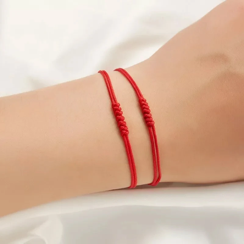 Handgefertigtes 7-Knoten-Glücksbringer-Seil mit roter Schnur, rot geflochtenes Armband, Armreif, Amulett-Kette, geflochten, für Damen und Herren, Party, Schmuck, Geschenk – Detail 4