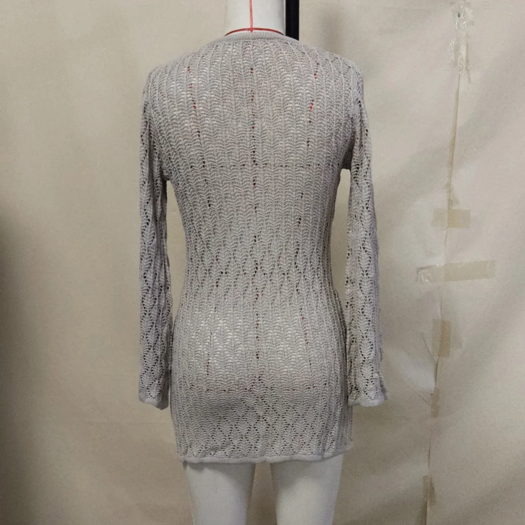 Langärmliges, V-Ausschnitt-Kleid mit Ausschnitten, gehäkelt, gestrickt, Strandkleid, Strandmode, Strandbekleidung, Strand-Cover-up, Damen V7109 – Detail 15