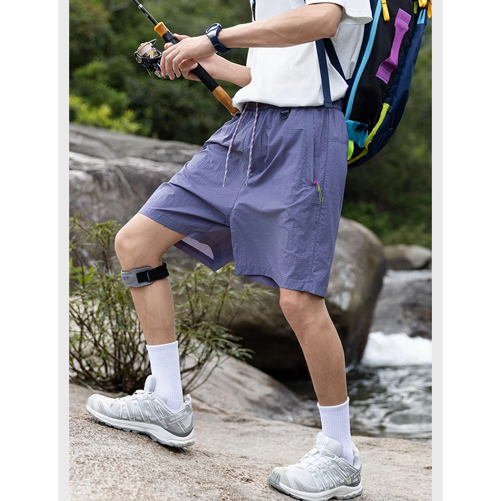 Men Multi-Functional Outdoor Shorts Elastic Waist Anti-Loss Zipper Pockets & Packable with Matching Storage Bag Quick-dry Shorts