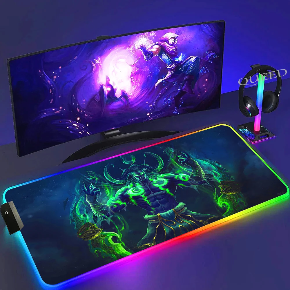 World Of Warcraft Illidan RGB Tappetino per mouse da gioco XXL Computer Gamer Tappetino per mouse a LED grande Decorazione desktop WOW Tappetino da