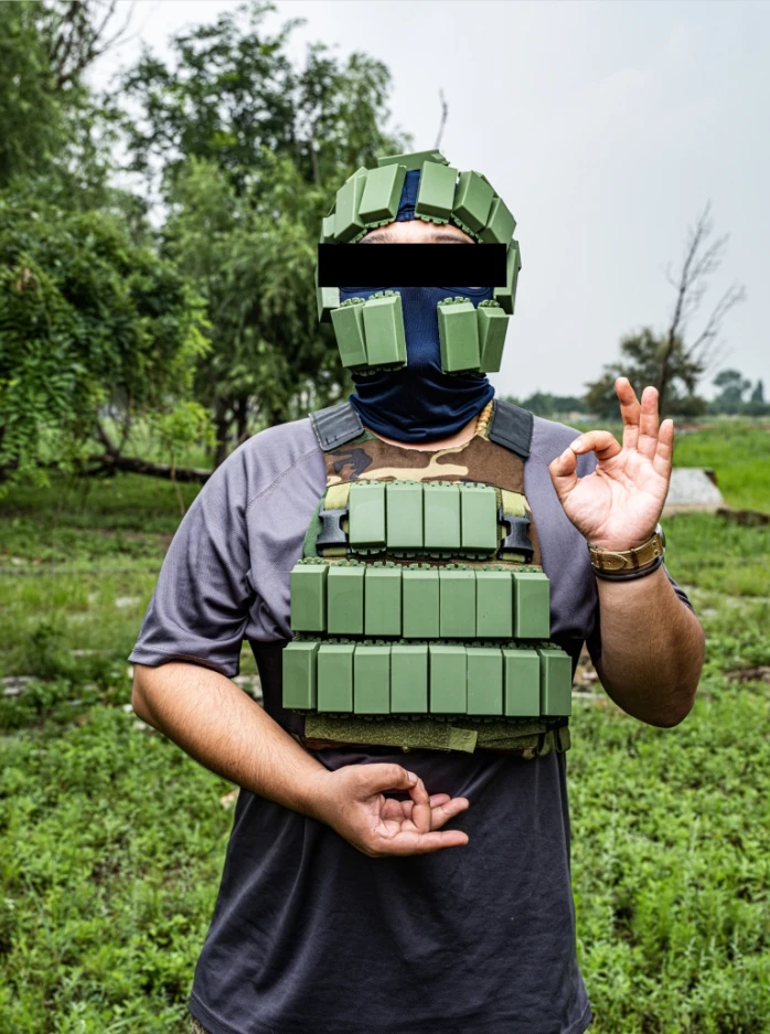4PCS 3D Printing Hand-Made Tank Explosive Reaction Device Model 3D Stereoscopic Magic Patch Armband