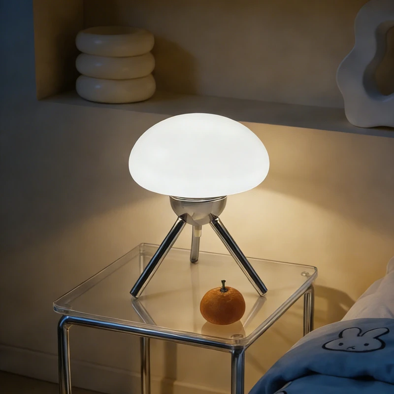 Bauhaus Mid-Century Ins Table Lamp Italian Designer Version Nordic Minimalist Glass Light Personalized Decorative Night Lamp for