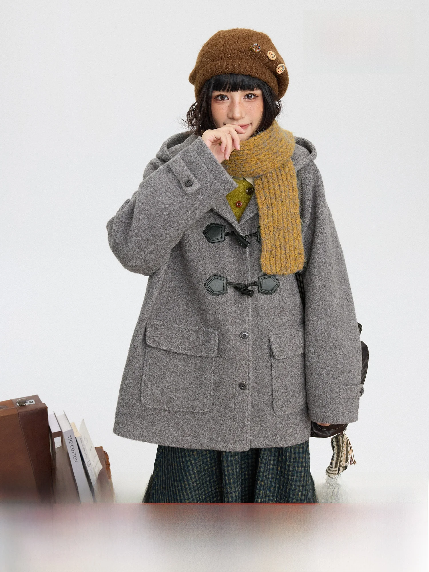 

Autumnal Plaid Woolen ort Coat with Large kets And Horn Buttons College Sle Women's Jaet Polyester Fiber Long Sve