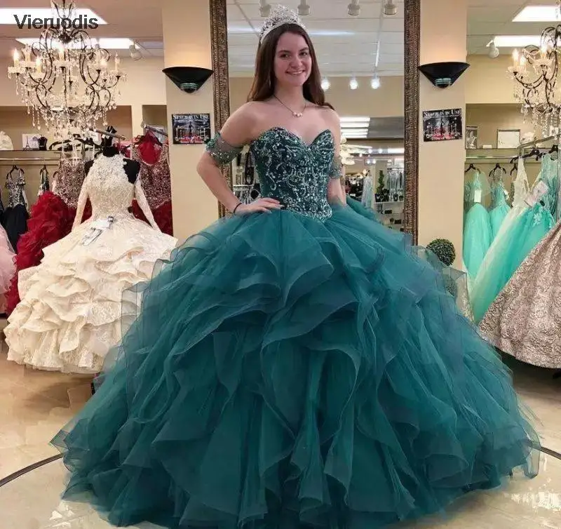 

Vestidos de 15 2021 New Quinceanera Dresses Green Tulle Ball Gown Luxury Beaded Sequins Corset Back Tiered Ruffles Party Gowns