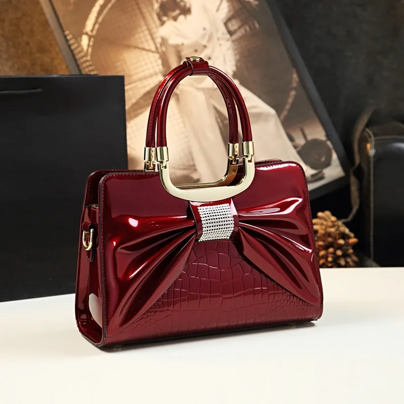 

2026 new fashionable women's atmospheric brand high-end shiny leather women's bag versatile crossbody handbag