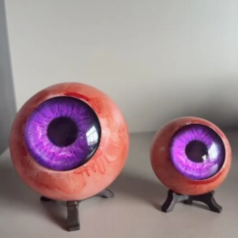 Super Realistic Monster Eye Decor Resin Halloween Scary Eyeball Statue For Haunted House Party Desktop Decor Cosplay Prop Gift
