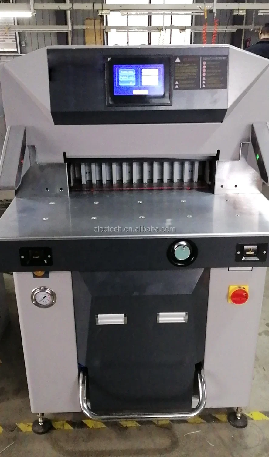 520mm Semi Automatic Hydraulic Paper Cutting Machine A3 A4 Cutter 5210 Hydraulic Machine Cutting Paper Cutting Machine