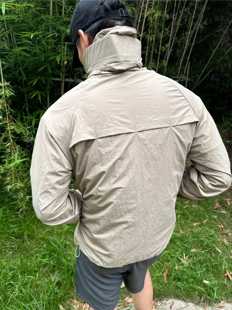 Herren Sommer-Kühljacke mit Sonnenschutz UPF50+, Schnelltrocknend, Atmungsaktiv, mit Kapuze, Windbreaker für Outdoor-Aktivitäten, Wandern, Camping, Radfahren – Detail 28