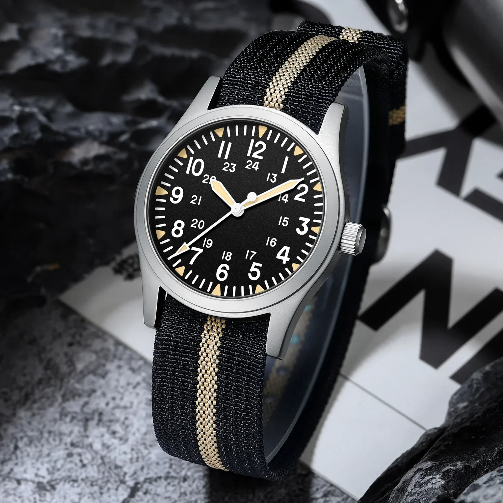 2025MILITREK MT9001 38mm Vintage Watch VH31 Quartz Movement Field Watches Domed Sapphire Crystal With Imported green night light
