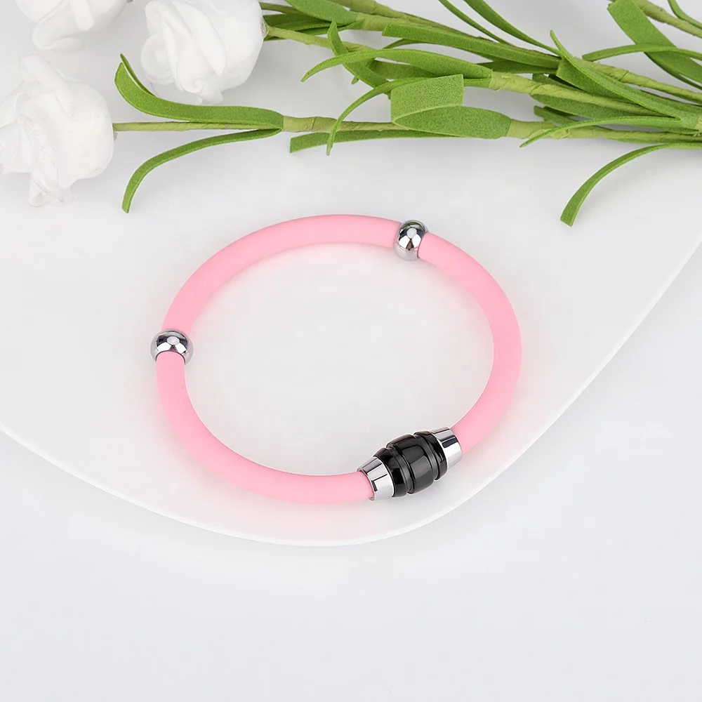 Bracciale antistatico in gomma siliconica in acciaio inossidabile di nuovo stile Bracciale energetico agli ioni negativi con magnete wireless per uomo e donna