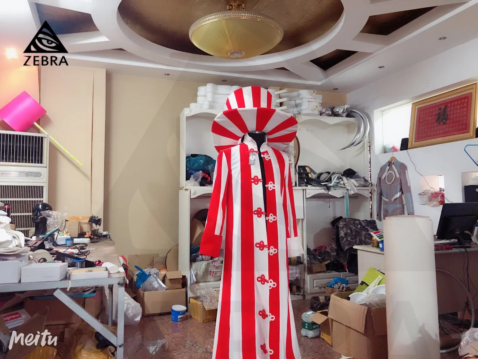 festival show outfit gentleman Red and white stripes Cosplay Costume New Year Christmas Halloween festival show outfit