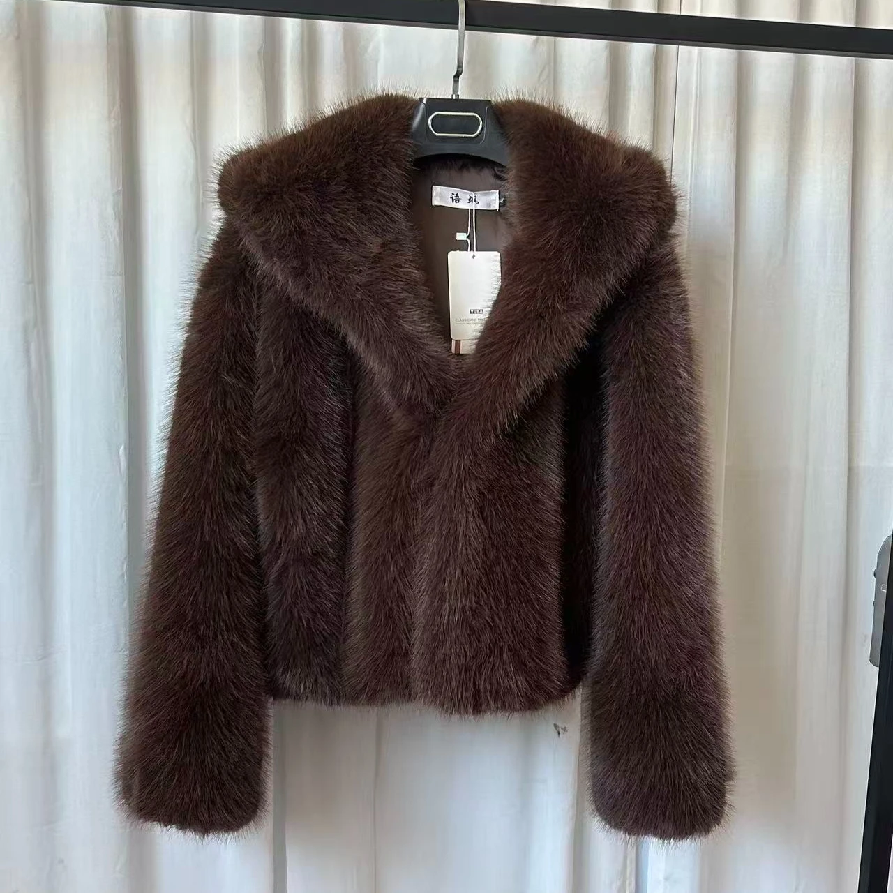 Women Faux Fur Short Coats Solid Hooded Jackets Long Sleeves Covered Button Thick Straight Office Lady Casual 2025 Autumn Winter