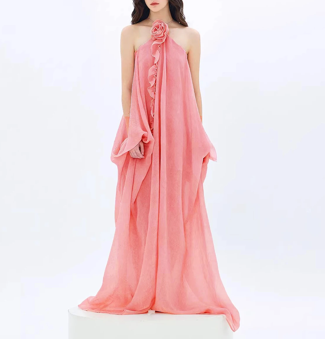 

Розовое платье с лямкой на шее, женское платье с цветочным принтом, с открытой спиной, без рукавов, элегантное макси-платье, облегающее платье для летних каникул, шикарная женская одежда