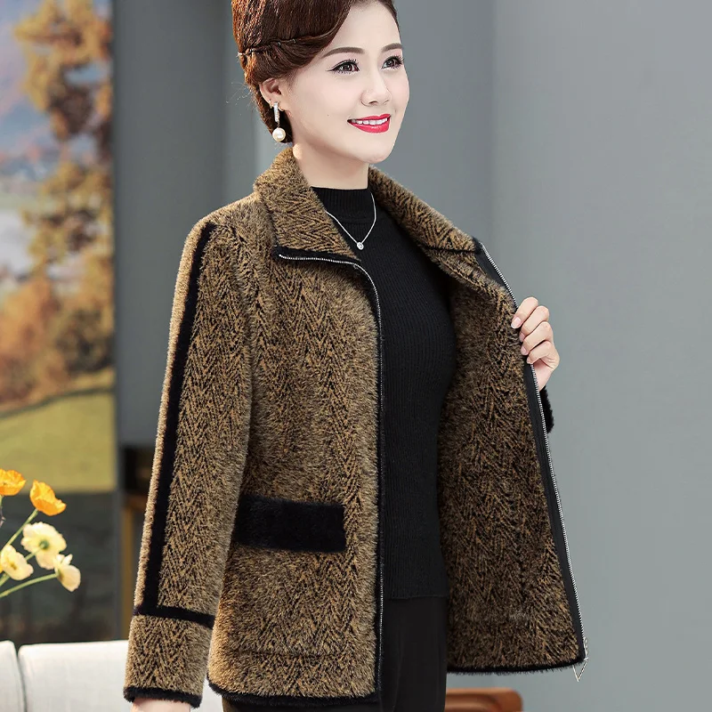 High Quality Mother\'s Winter Jacket Thicken Imitation Mink Cashmere Short Coat Middle Aged Women Knitted Cardigan Woolen Outwear