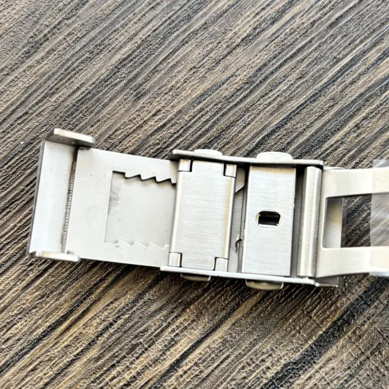 솔리드 316L 스테인리스 스틸 18/20/22mm 폭 시계 버클 브러시드 폴딩 버클 안전 연장 디플로이먼트 클라스프 스트랩용
