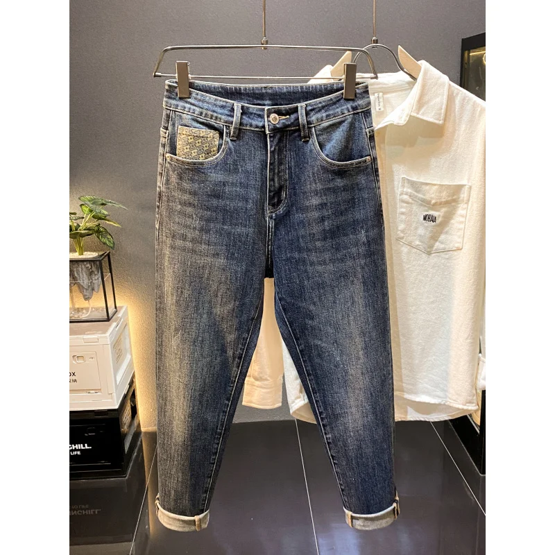 

Мужские джинсы с вышитым принтом, новинка осени 2025 года, легкая роскошная мужская одежда, модные длинные брюки на маленьких ножках