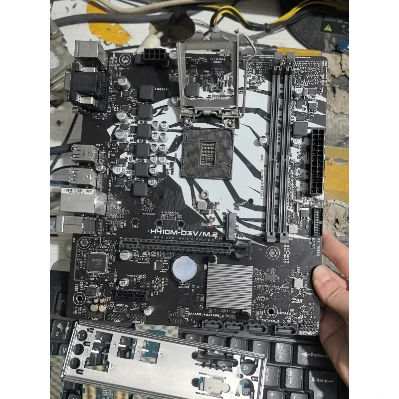 

used for Saint Knight H410M-D3V/M.2 Used Board With I/O Shield Good Condition M.2 DDR4 Micro ATX