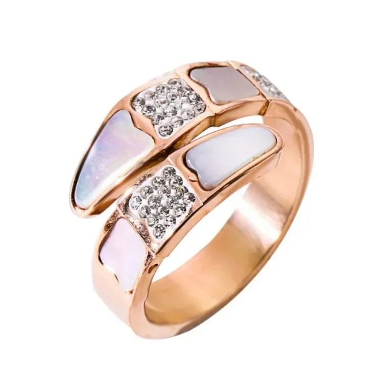 Sale Fine jewelry jewelry female Crystal from Austrian Individually set snake-shaped natural shell titanium steel ring