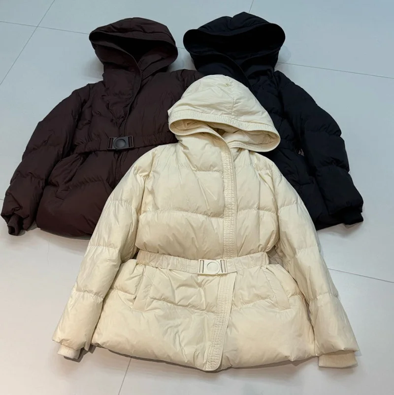 Schinteon Women White Down Jacket with Hood Solid Color Fashionable Autumn Winter Warm Outwear Parka Belt 2026 New Real Pictures