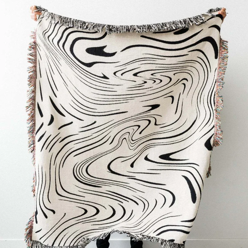 Abstract Wavy Jacquard Woven Throw Blanket Boho Black White Swirl Tassel Blanket Modern Art Woven Sofa Throw Home Decor