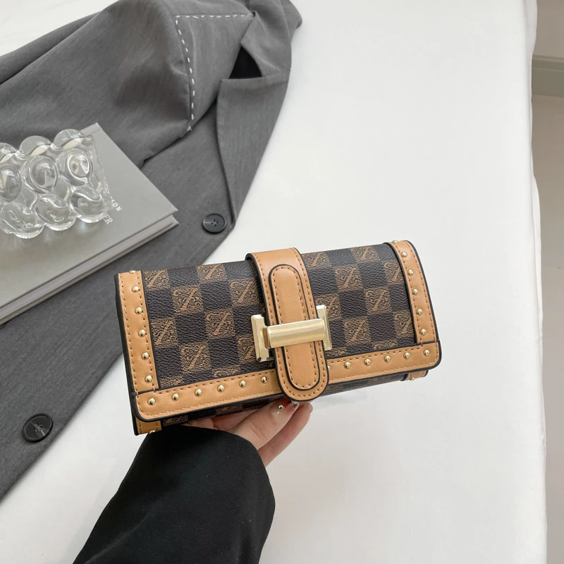 

Elegant Wallet Mini Bag For Ladies, Compact Fashionable Storage With Versatile Functions And Durable Construction