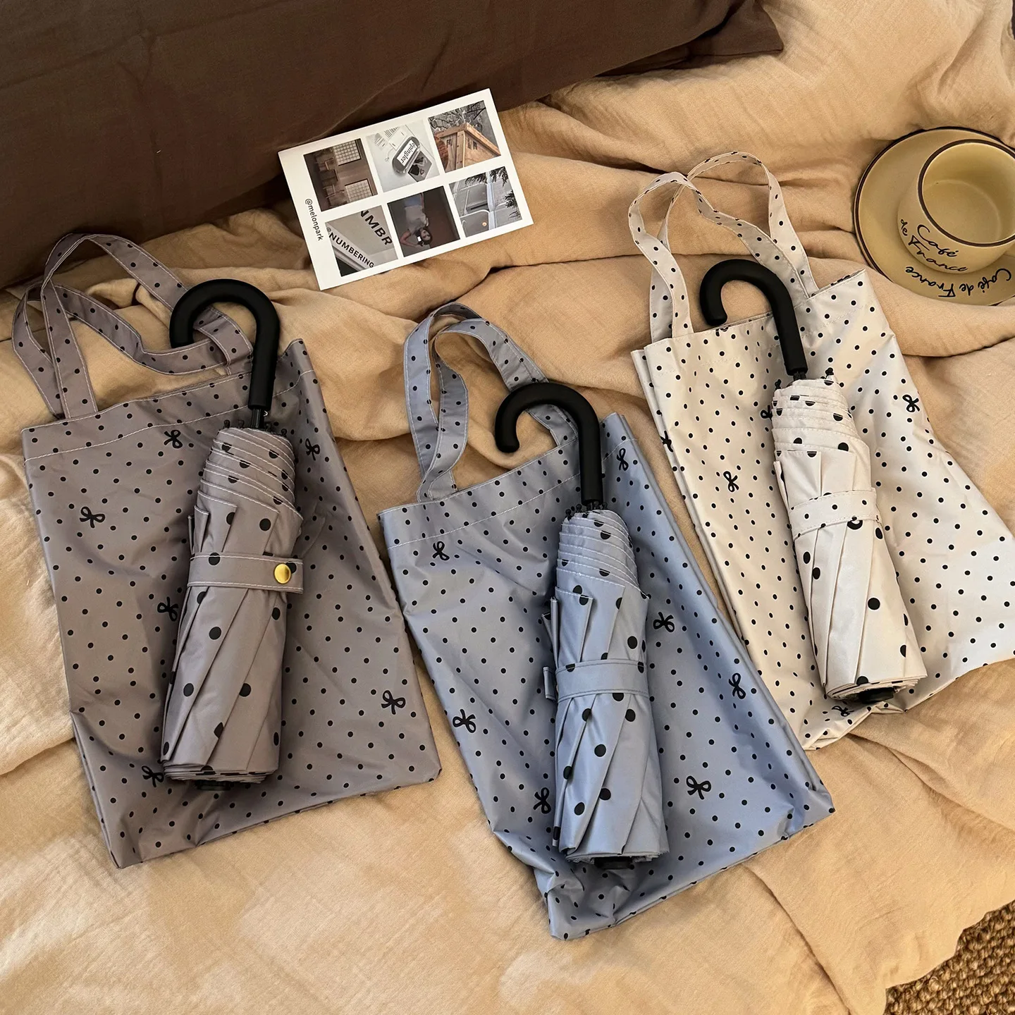 Cute Polka Dot Bow Umbrella for Women Foldable Rain Umbrella Sunshade Ins Style Portable Parasol Curved Handle Girl Gift