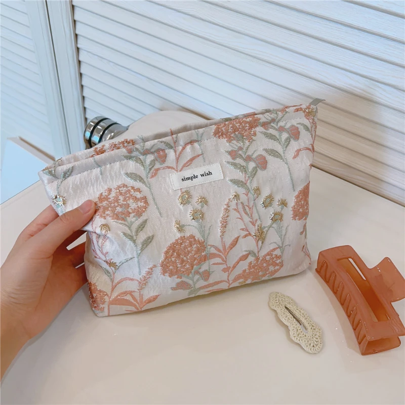 Women's Makeup Bag Pink Bouquet Bulk Cosmetics Lipstick Storage Bag Travel Toiletry Bag Commuting Handy Hand Grab Ins Style