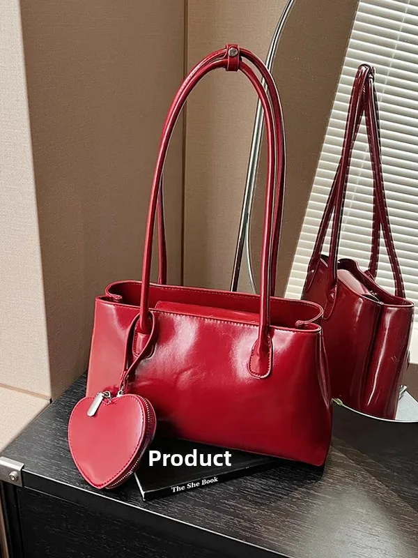 

Retro Red Heart aped Oil Wax Leather Glossy Surface Small oulder Bag Casual Sle for Young Women And Men