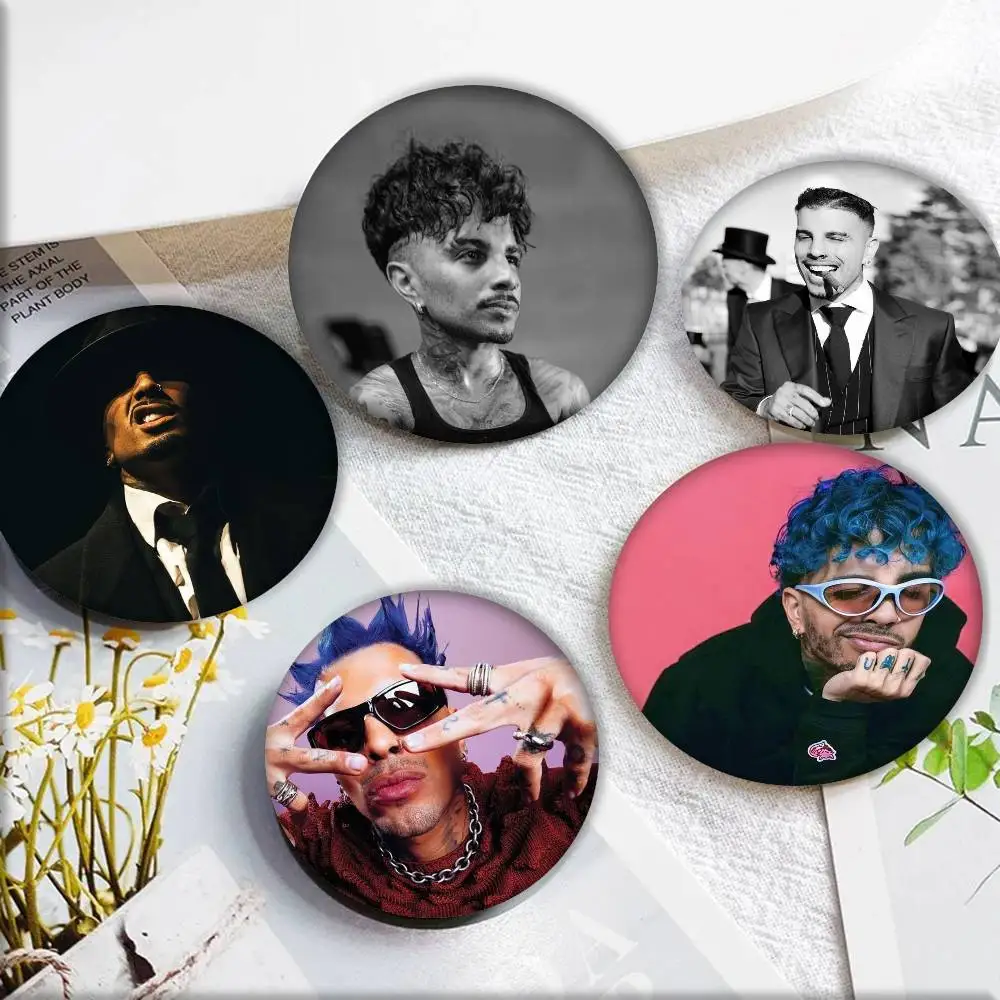 R-Rauw Alejandro مغني الراب شارات الساخن بارد دبوس الإبداعية بروش صفيح لحقيبة مجوهرات اكسسوارات هدية ديكور #4