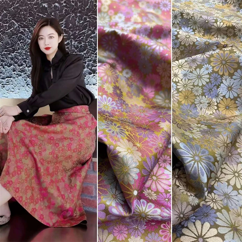 

Chinese Intangible Cultural Heritage New Song Brocade Little Daisy Silk Jacquard Brocade Fabric High-end Luxury 100% Silk Fabric