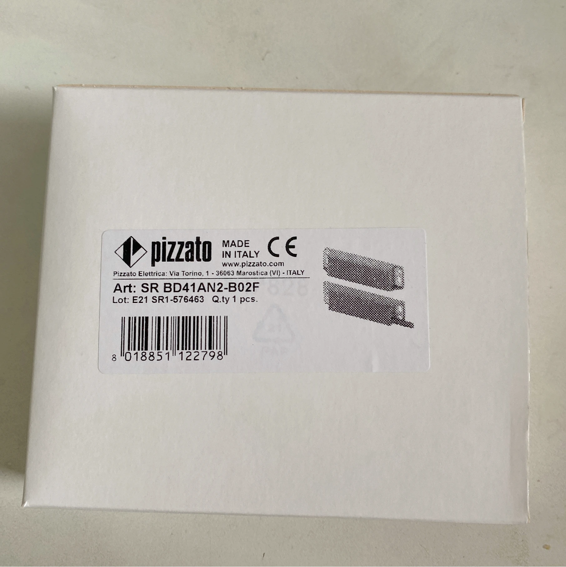 

New original Pizzato safety magnetic switch SR BD41An2-B02F